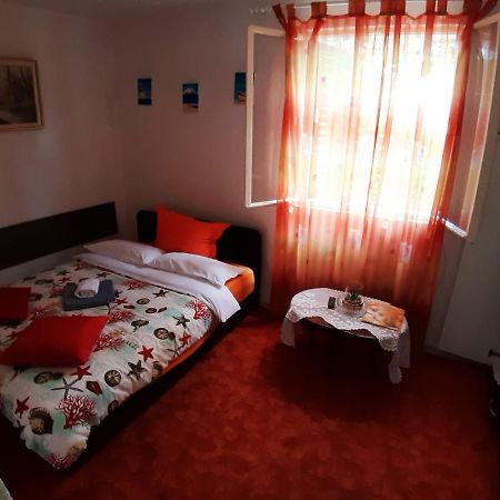 App Veselica Apartamento Umago Exterior foto
