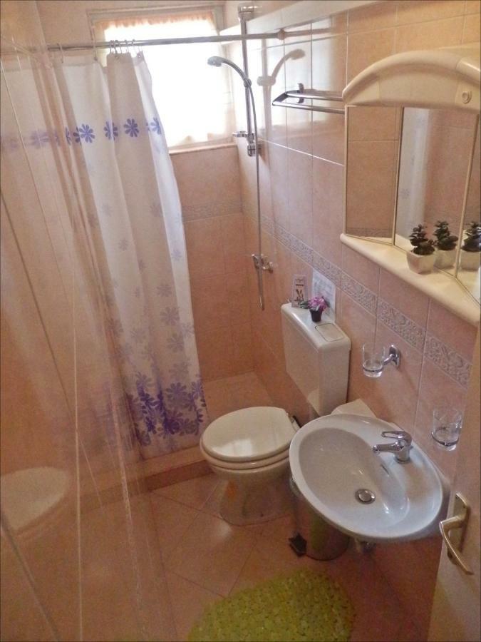 App Veselica Apartamento Umago Exterior foto
