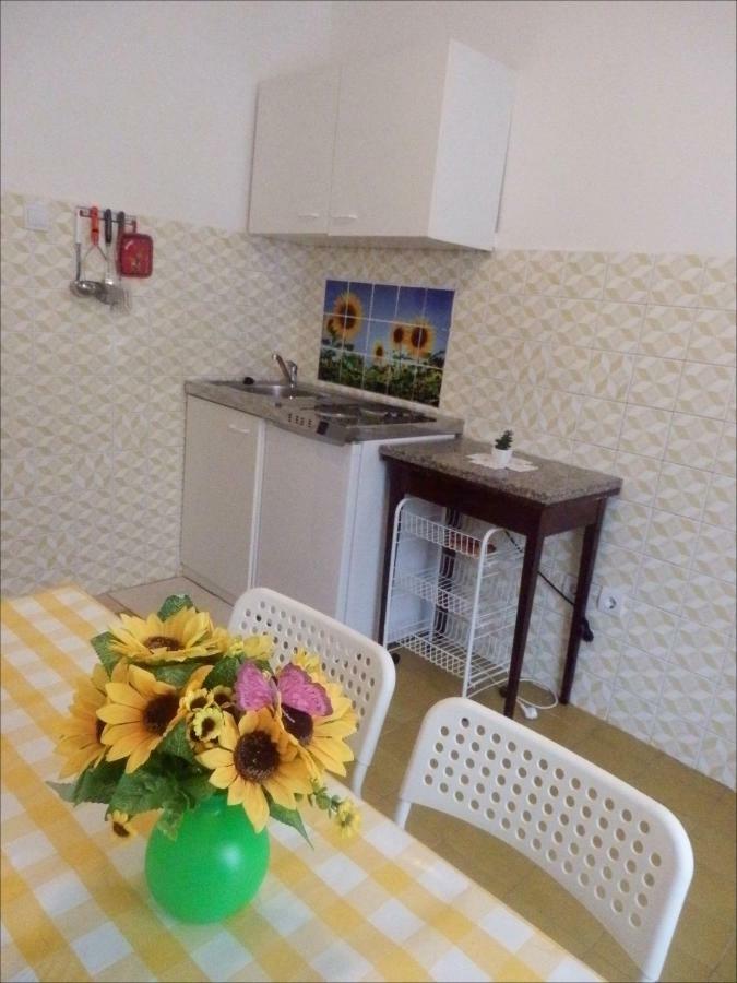 App Veselica Apartamento Umago Exterior foto